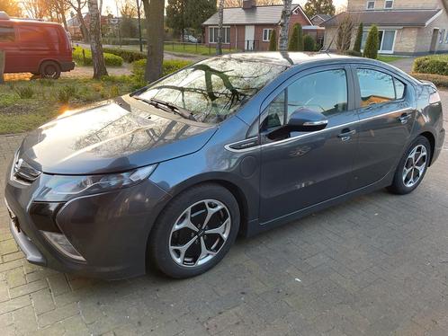 Opel Ampera E-rev 2013 incl. Laadpaal, dakdr, winterwielen.