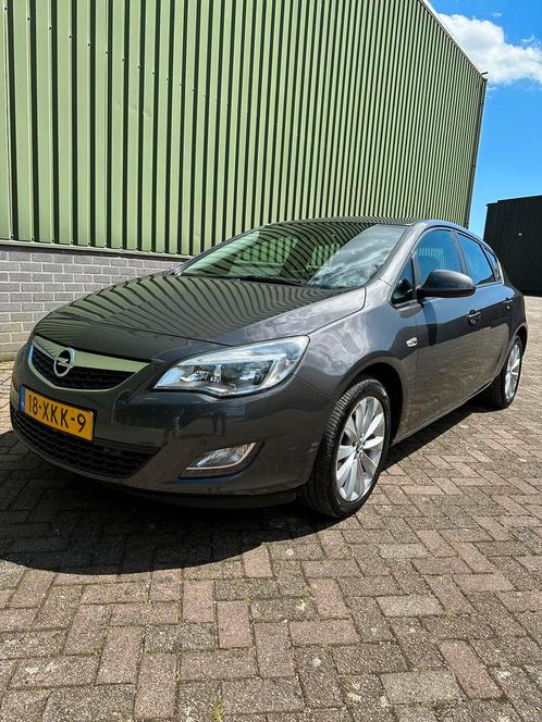 Opel Astra 1.4 120pk Turbo 5D 2012 Airco Trekhaak Org NL