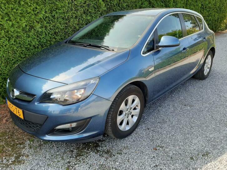 Opel Astra 1.4 2014 128.000 km  Airco, Navi, Cruise, PDC