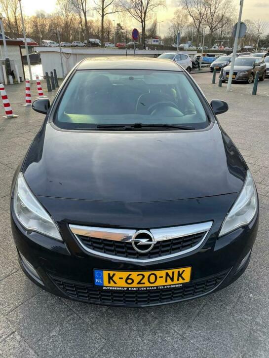Opel Astra 1.4 Ecotec 74KW 5-D 2012 Zwart