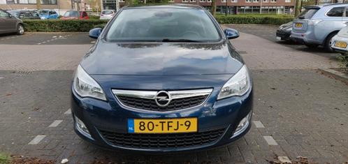 Opel Astra 1.4 Turbo 103KW 5D 2012 Blauw met Fietsdrager