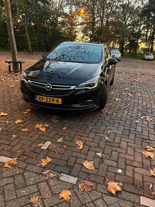 Opel Astra 1.4 Turbo 110KW 5D 2017 Zwart 155.000 km NAP