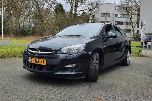 Opel Astra 1.4 Turbo 88KW  120PK Sports Tourer 2014 Zwart