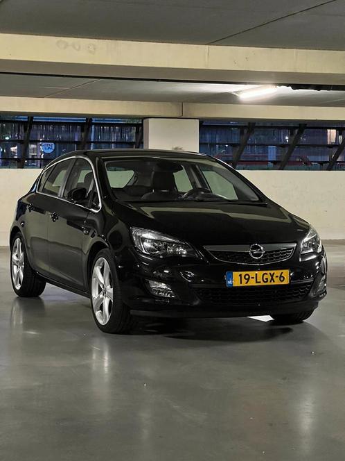 Opel Astra 1.4 Turbo Ecotec 103KW 5-D 2010 Zwart