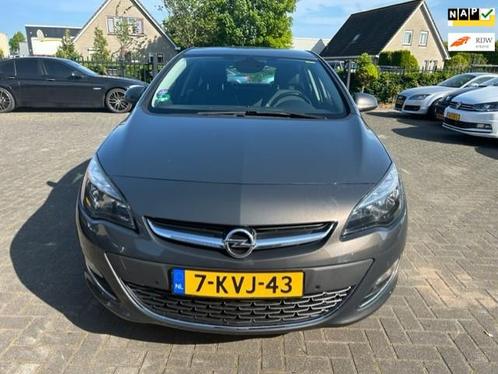 Opel Astra 1.4 Turbo LPG Cosmo