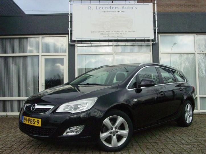 Opel Astra 1.4 Turbo Sports Tourer Cosmo, Ecc, Half-Leder