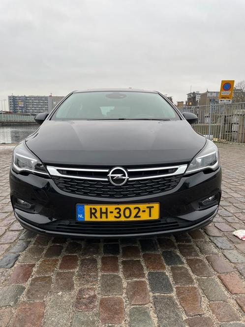 Opel Astra 1.4 Turbo150pk 5D 2017 Zwart Full Option 117890KM