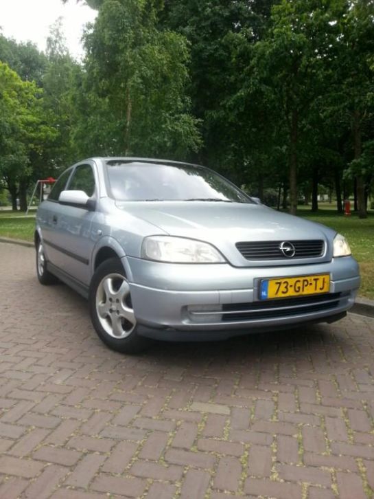 Opel Astra 1.6 16V 3D 2001 Grijs lpg bieden