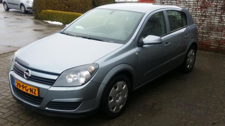 Opel Astra 1.6 16V 5D 2004 Grijs