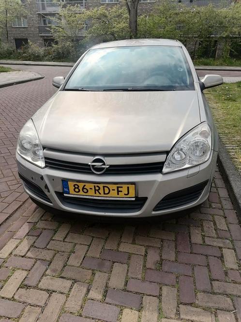 Opel Astra 1.6 16V 77KW 5D AUT 2005 Wit