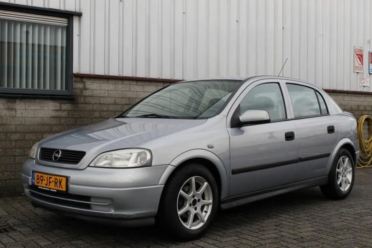 Opel Astra 1.6-16V Edition AIRCO AUTOMAAT (bj 2002)