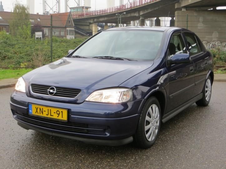 Opel Astra 1.6 5-DEURS  NIEUWE APK  GARANTIE (bj 1999)