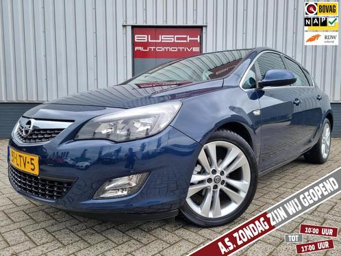 Opel Astra 1.6 5 deurs Sport  VAN 2e EIGENAAR  AUTOMAAT 