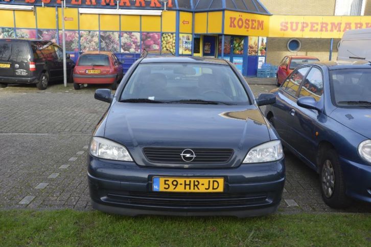 Opel Astra 1.6 8V 5D 2001 Blauw