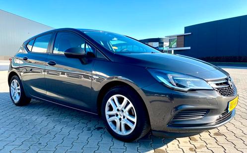 Opel Astra 1.6 Cdti2016Applecarplaystartstparksens