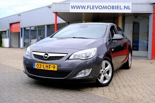 Opel Astra 1.6 Edition 5-Drs NaviAircoPDCLMV