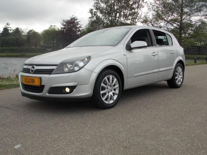 Opel Astra 1.6 Elegance  Clima  Leer  5-DRS  N.A.P