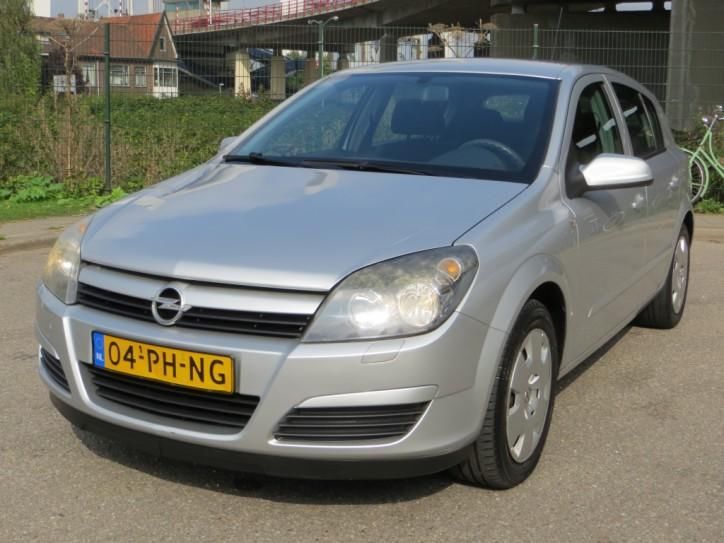 Opel Astra 1.6 Enjoy 5-DEURS  NIEUWE APK  GARANTIE