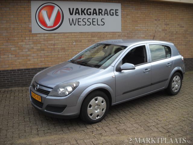 Opel Astra 1.6 Enjoy Easytronic Automaat 