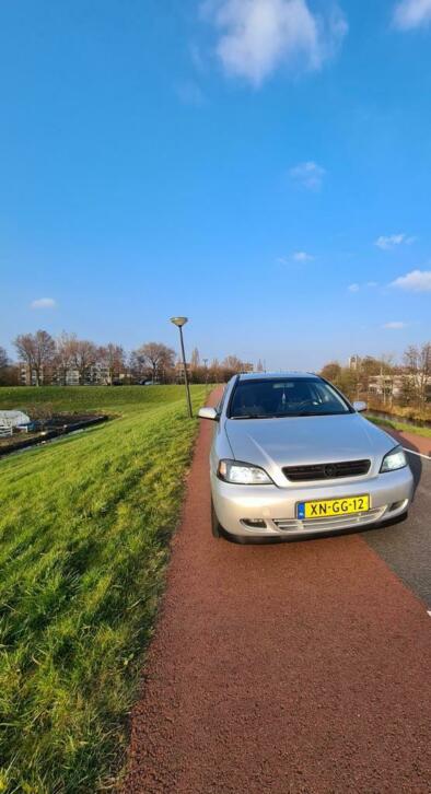Opel Astra 1.6 I 16V AUT 1999 Grijs