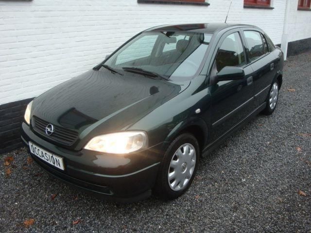 Opel Astra 1.6 pearl (bj 2000)