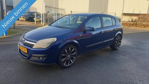 Opel Astra 1.6 Sport NETTE AUTO RIJD EN SCHAKELT TOP