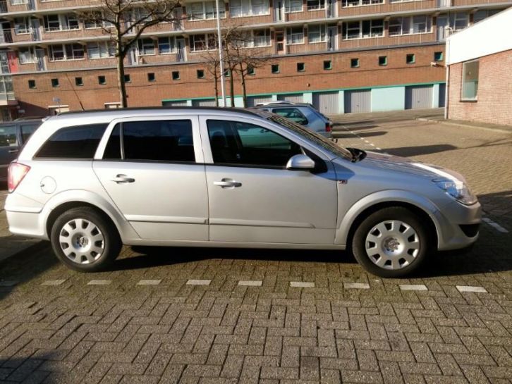 Opel Astra 1.7 Cdti 74KW St.wgn. 2007 Grijs