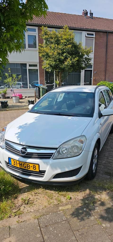 Opel Astra 1.7 Cdti 81KW St.wgn. 2008 Wit