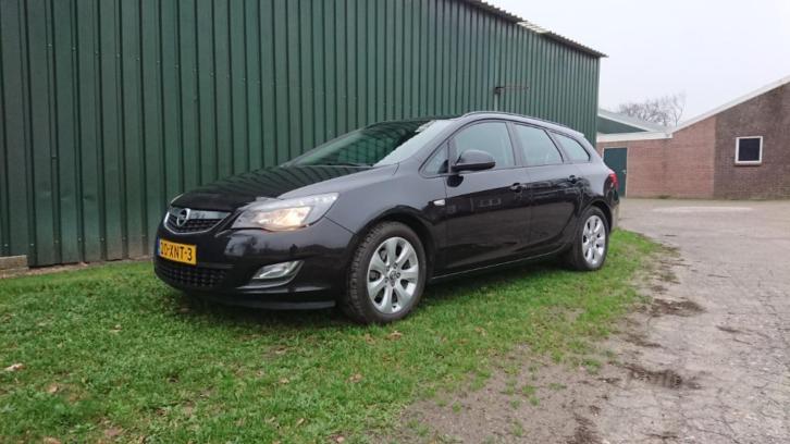 Opel Astra 1.7 Cdti 81KW St.wgn. 2012 Zwart