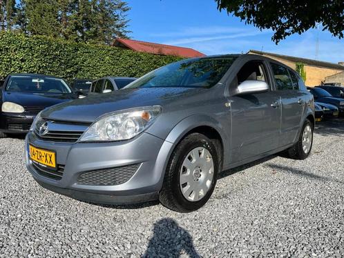 Opel Astra 1.7 CDTi Business  158dkm airco topper