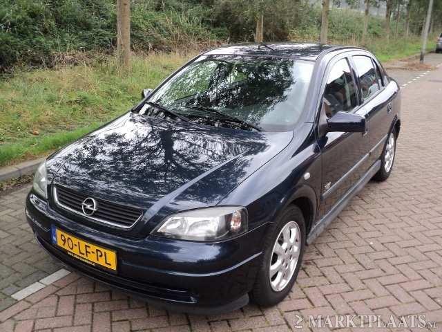 Opel Astra 1.8-16V Njoy bj 2002 Automaat en Airco Nieuwe APK 