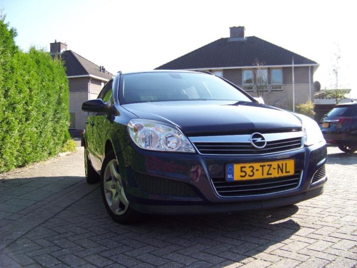 Opel Astra 1.9 Cdti 88KW St.wgn. DPF 2007 Blauw