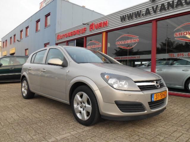 Opel Astra 1.9 CDTi Enjoy (bj 2006)