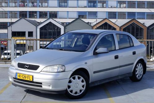 Opel Astra 2.2-16V Pearl Automaat  NL AUTO  (bj 2001)