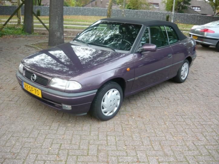 Opel Astra Cabriolet 1.6i (bj 1997)