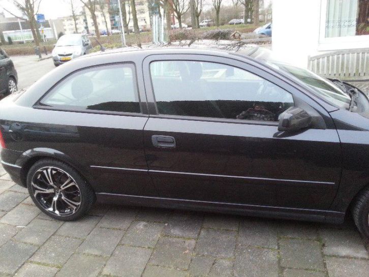 Opel Astra G 1.6 8V 3D 2001 Antraciet