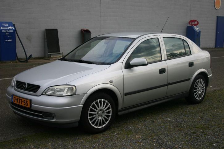 Opel Astra-G-CC 2001 Grijs, APK tot juli 2015