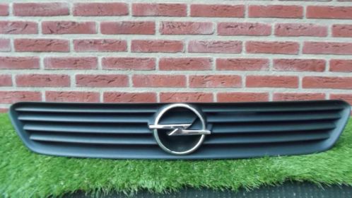 Opel astra grill