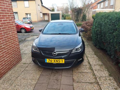 Opel Astra gt 1.4 Turbo Ecotec 103KW 5-D 2012 Zwart