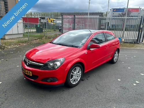 Opel Astra GTC 1.6 Temptation UNIEK MOOIE AUTO RIJD EN SCHAK