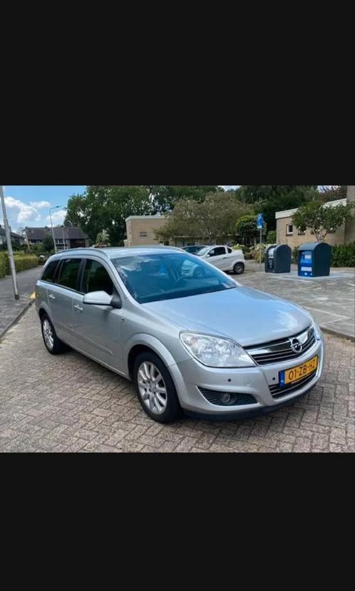 Opel Astra H station 1.6 128dk