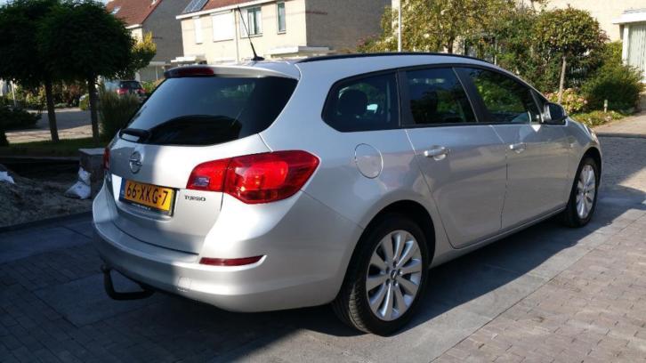 OPEL ASTRA SPORTS TOURER 1.4 Turbo 140pk, incl. TREHAAK