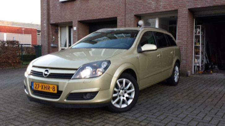 Opel Astra SW 1.6 Xenon  NAVI  Cruise Control  Afn. Trkhk