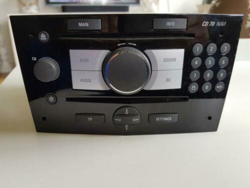 Opel CD70 navi met AUX in Japan Black