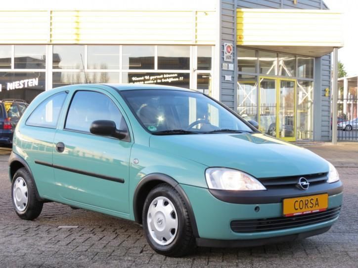 Opel Corsa 1.0-12V AUTOMAATAIRCOGARANTIE (bj 2001)