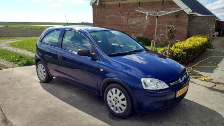 Opel Corsa 1.0 3D 2006 Blauw NIEUWE APK 