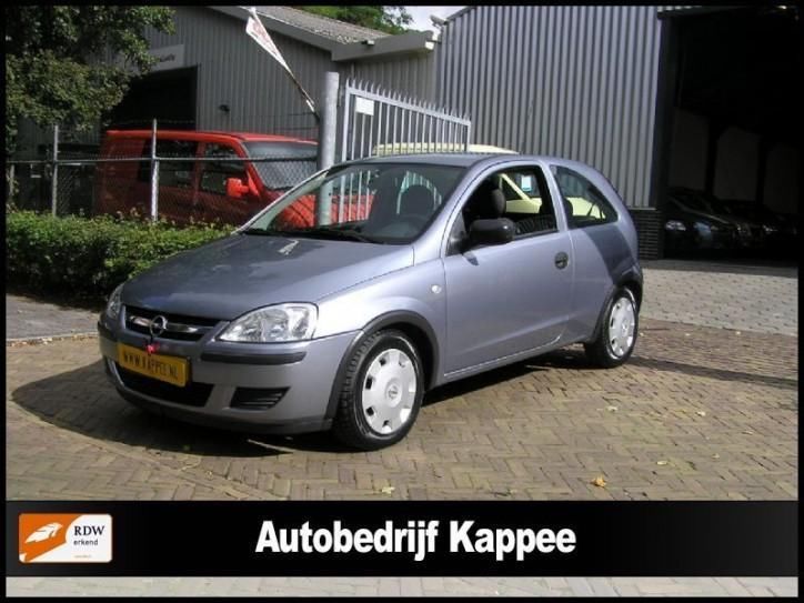 Opel Corsa 1.0 cosmo stuurbekr nieuwe apk 97d nap (bj 2004)