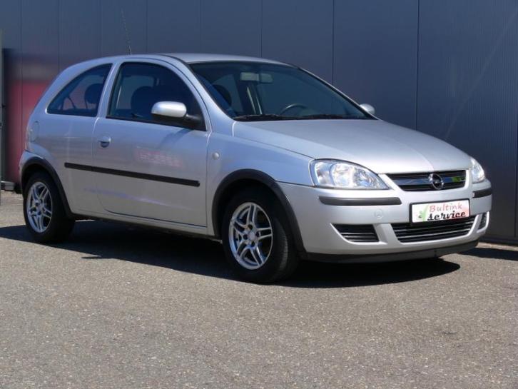 Opel Corsa 1.2 16V 3D 2003 Grijs