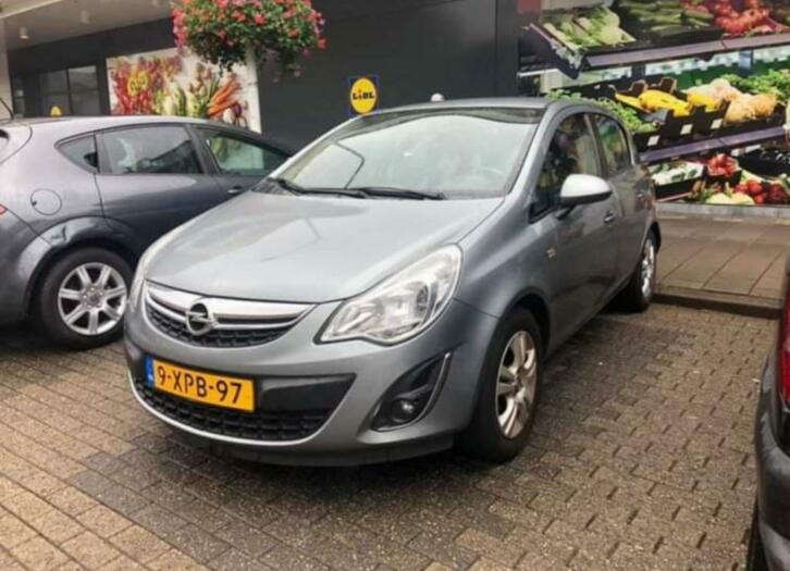 Opel Corsa 1.2 16V 5D 2013 Grijs