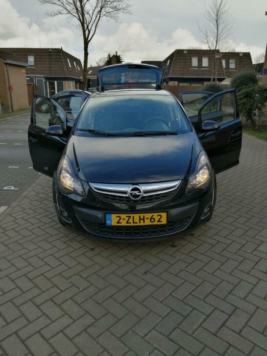 Opel Corsa 1.2 16V 5D 2014 Zwart